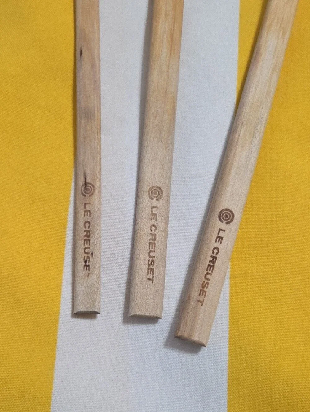 Le Creuset White Silicone and Wood Spatula Set - 3 Piece